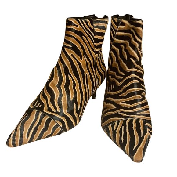 Alexandre Birman Short Boots Euro Size 40 Tiger Stripe Back Zipper & 2 In. Heel - Picture 1 of 14